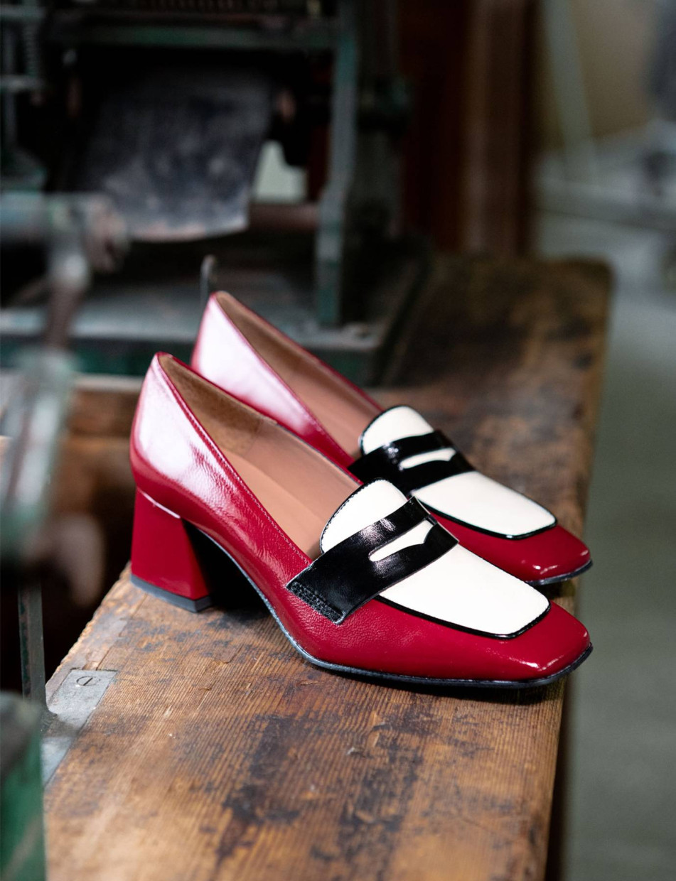 Mocasines tacón 6 cm burdeos charol