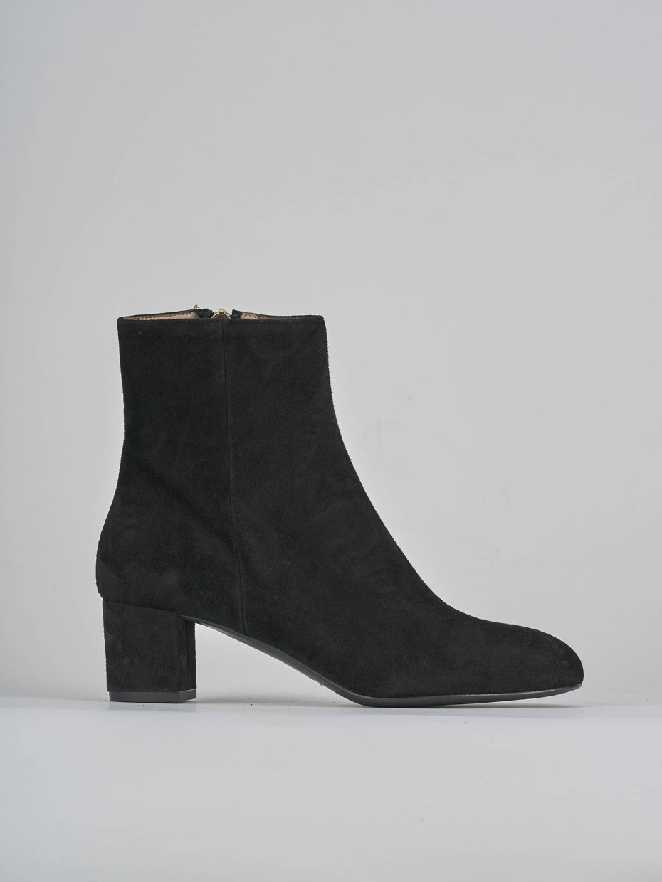 High heel ankle boots heel 6 cm black suede
