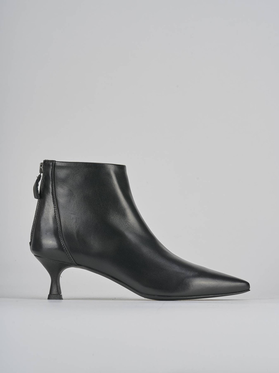 Botines de tacón alto tacón 5 cm negro cuero