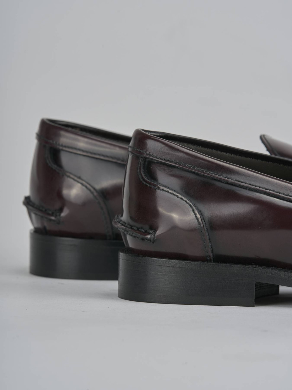 Mocasines tacón 2 cm burdeos cuero