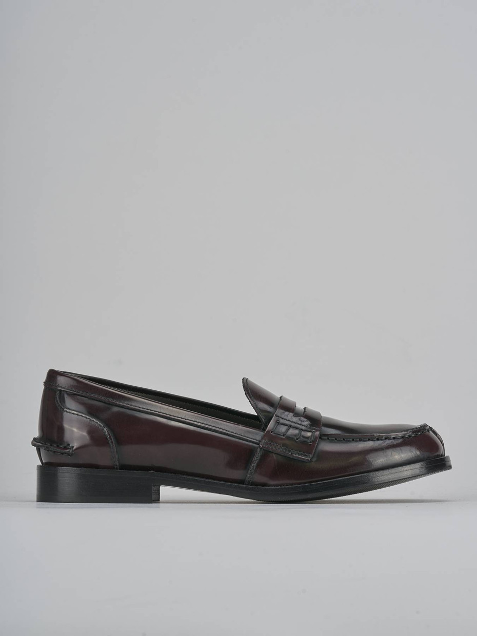 Mocasines tacón 2 cm burdeos cuero