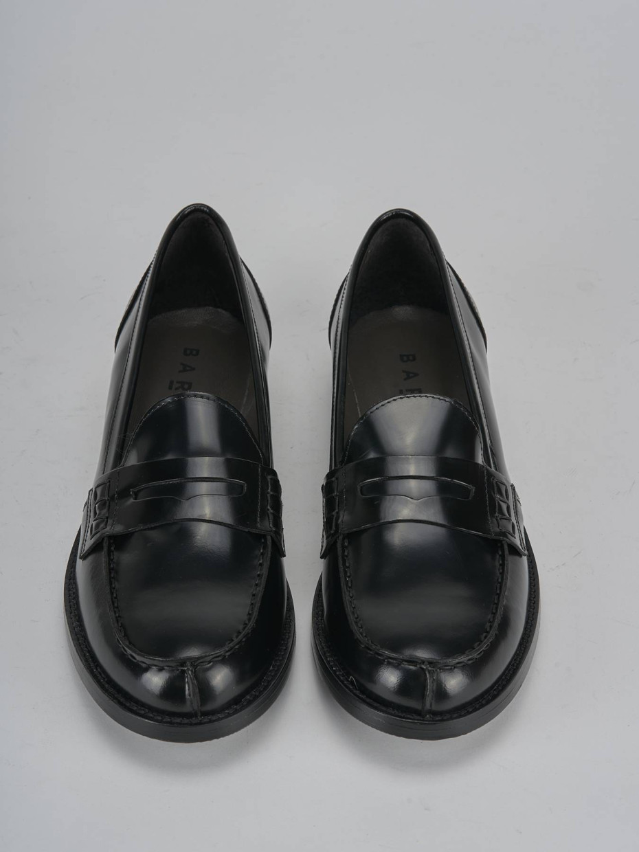 Mocasines tacón 2 cm negro cuero