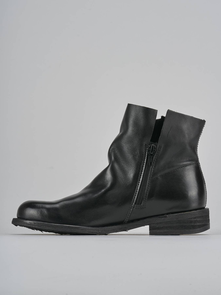 Low heel ankle boots heel 2 cm black leather