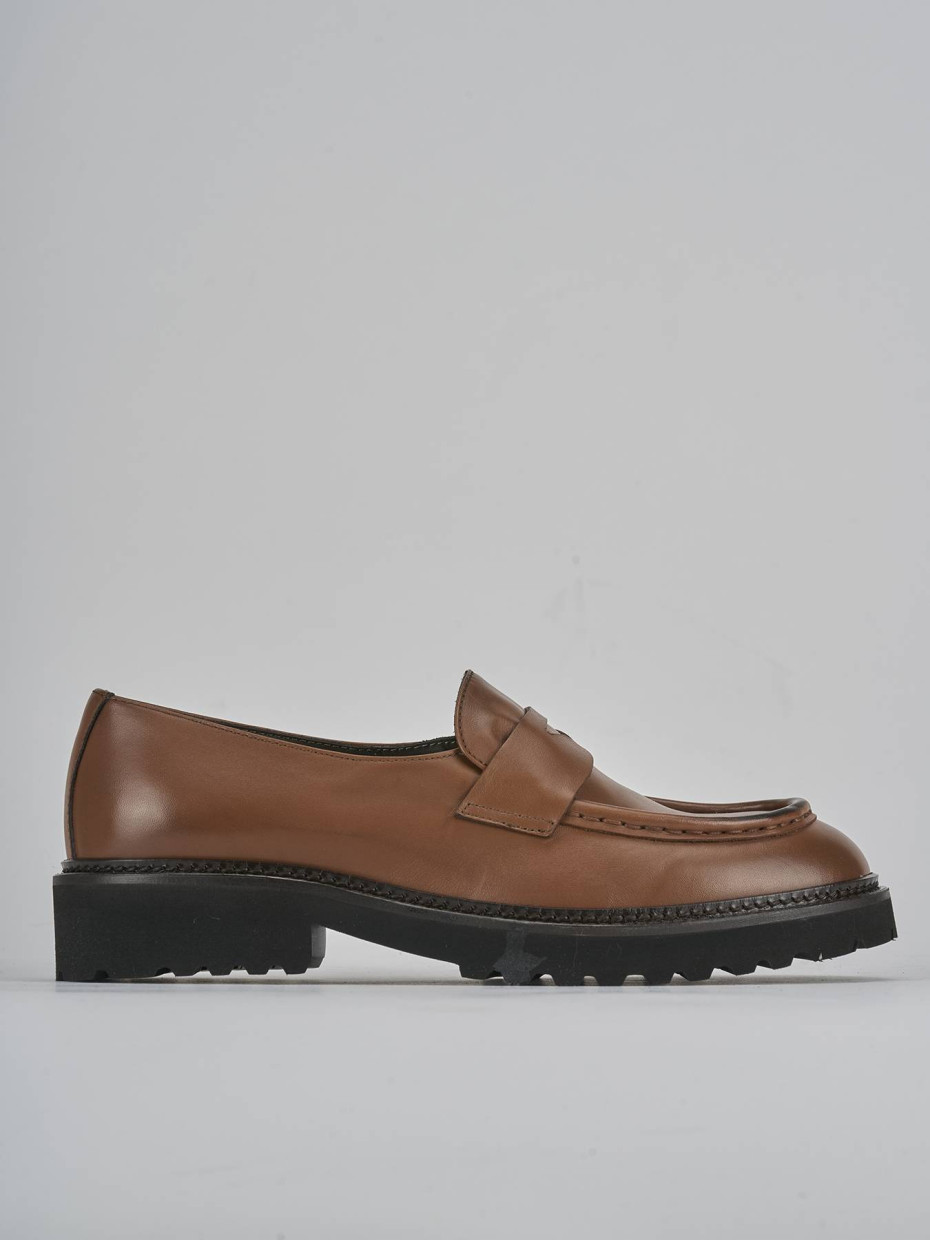 Mocasines tacón 2 cm marrón cuero