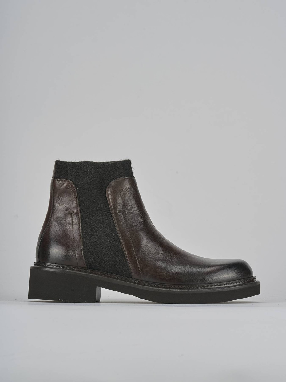 Low heel ankle boots heel 3 cm dark brown leather
