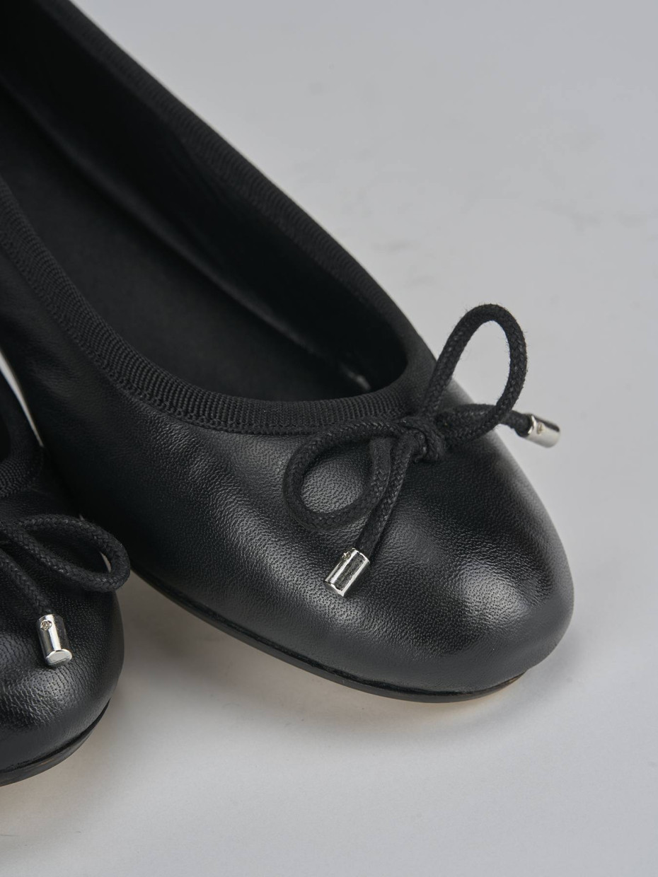 Flat shoes heel 1 cm black leather