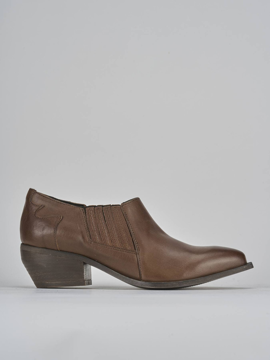 Botines de tacón alto tacón 5 cm beis cuero