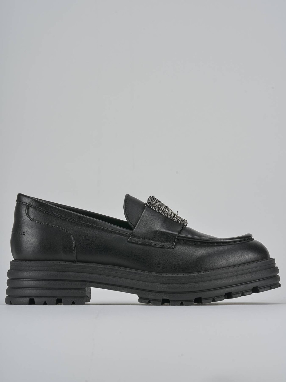 Mocasines tacón 2 cm negro cuero