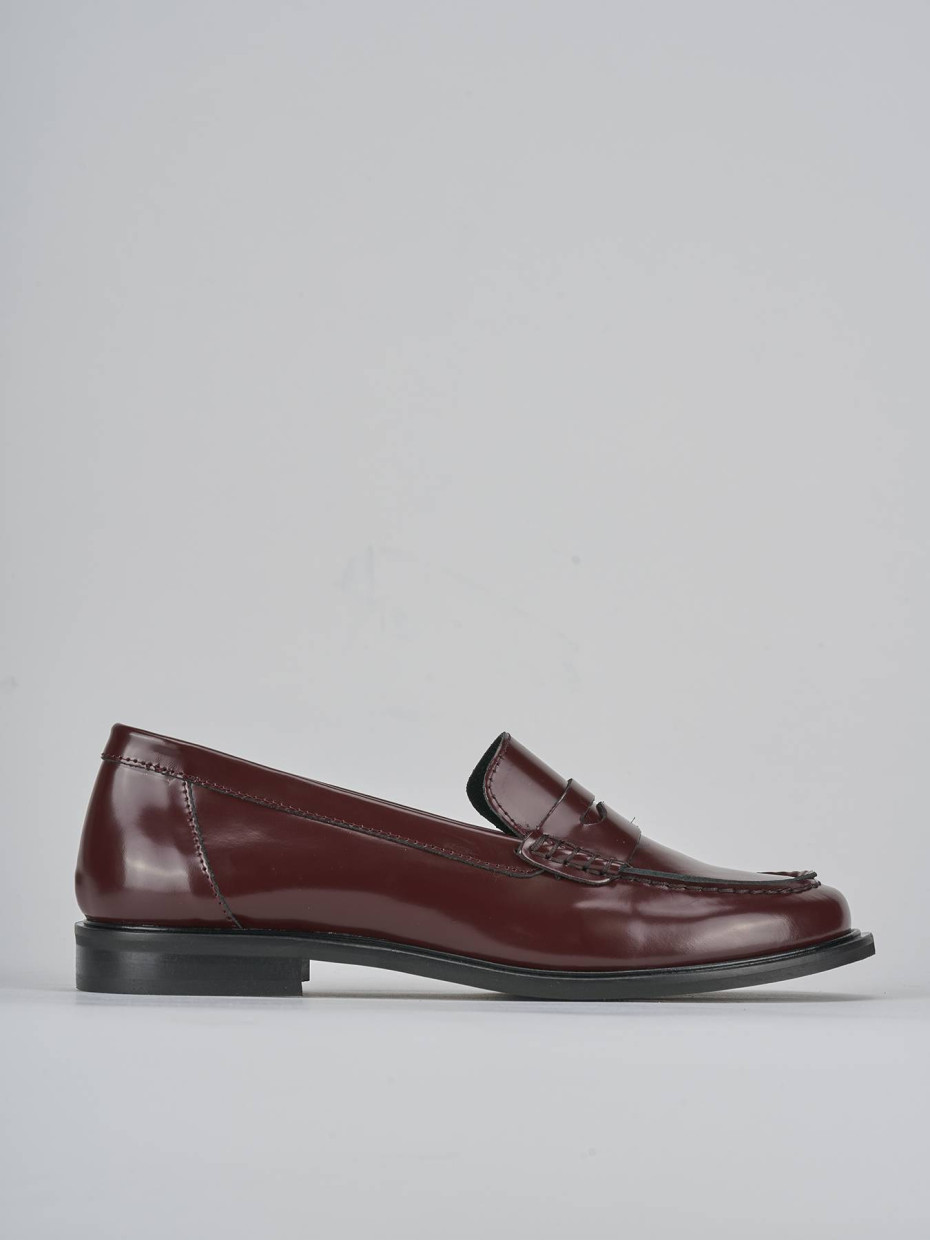 Mocasines tacón 1 cm burdeos cuero