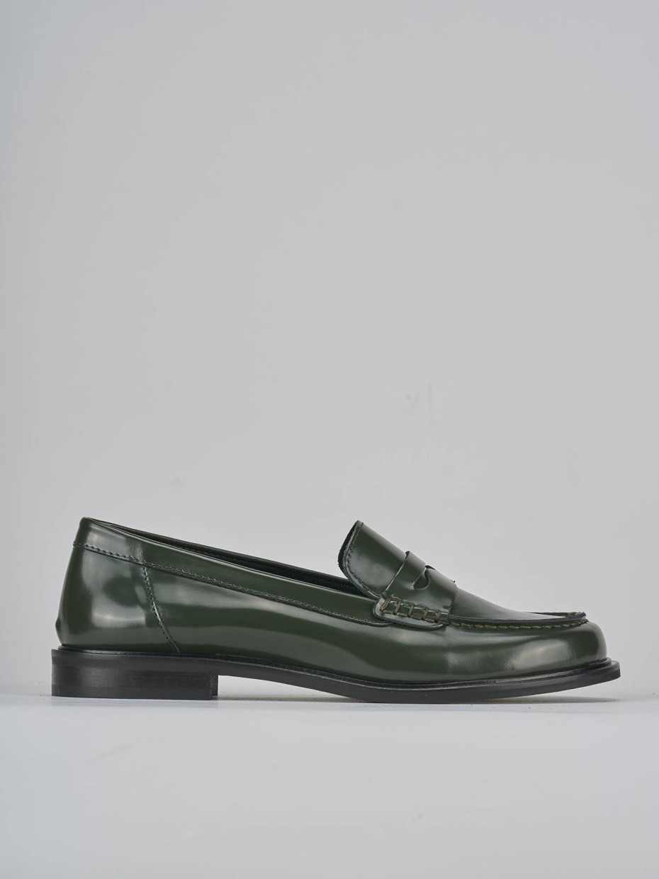 Mocasines tacón 1 cm verde cuero