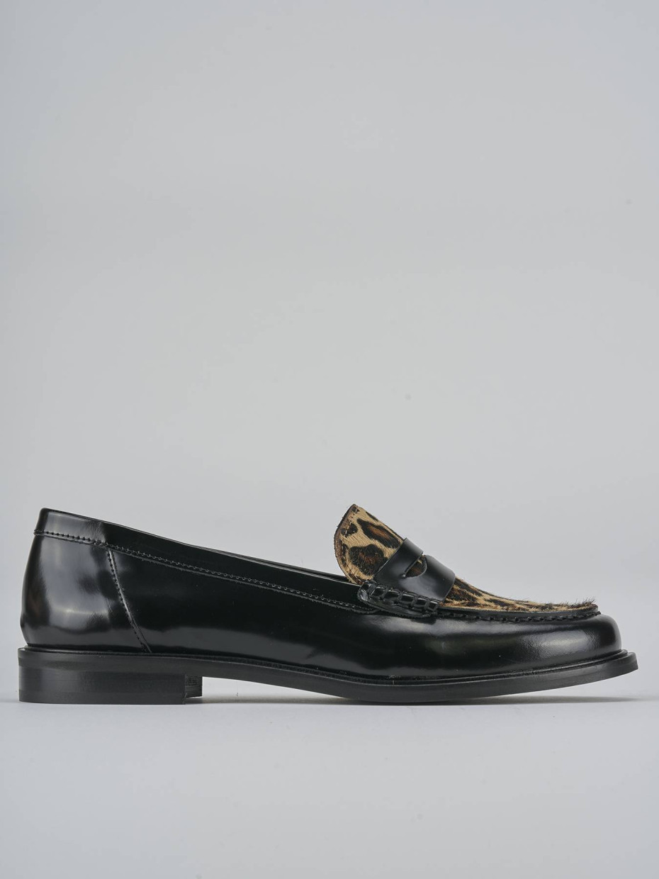 Mocasines tacón 1 cm negro cuero