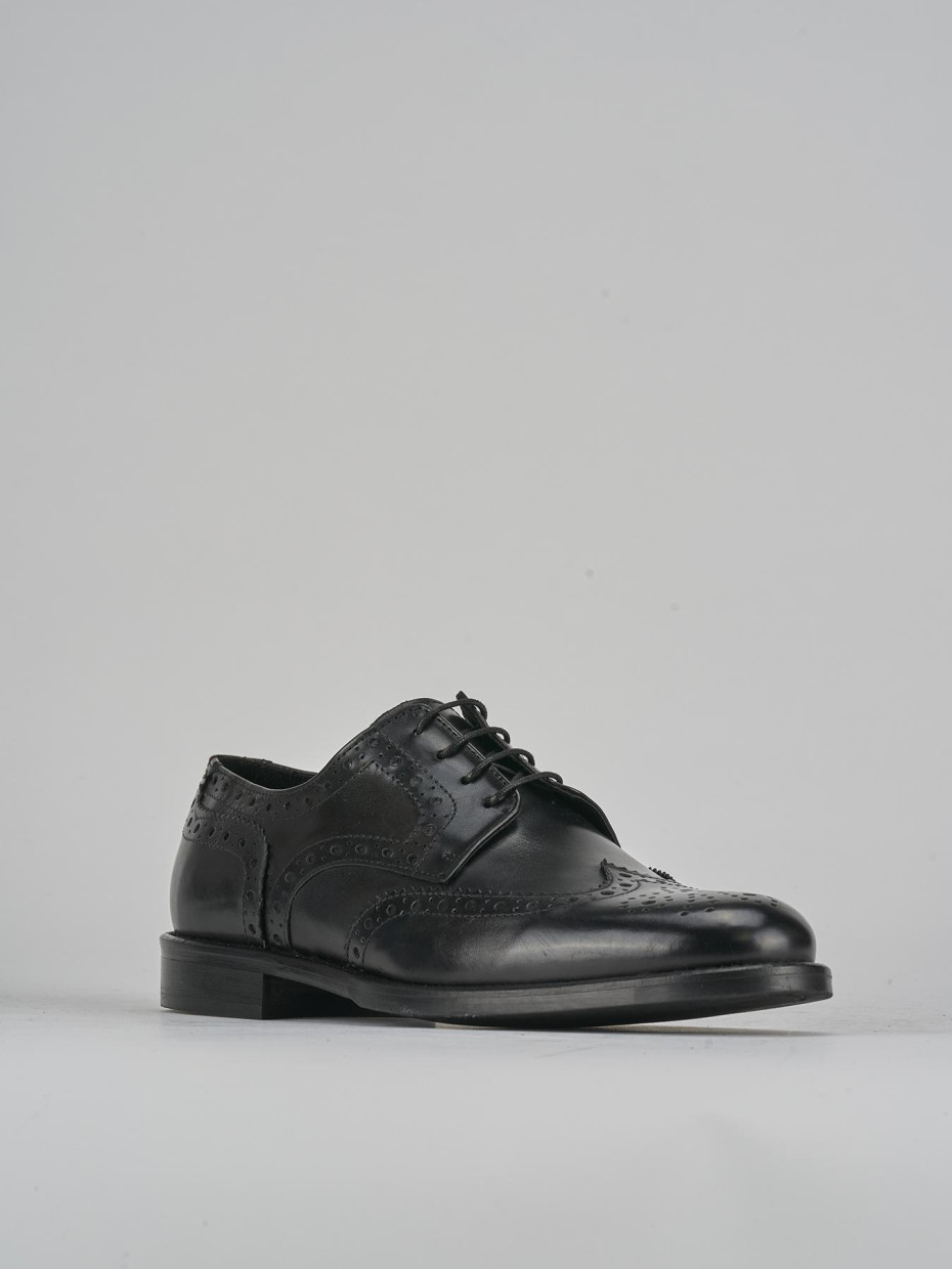 Zapatos de cordones negro cuero