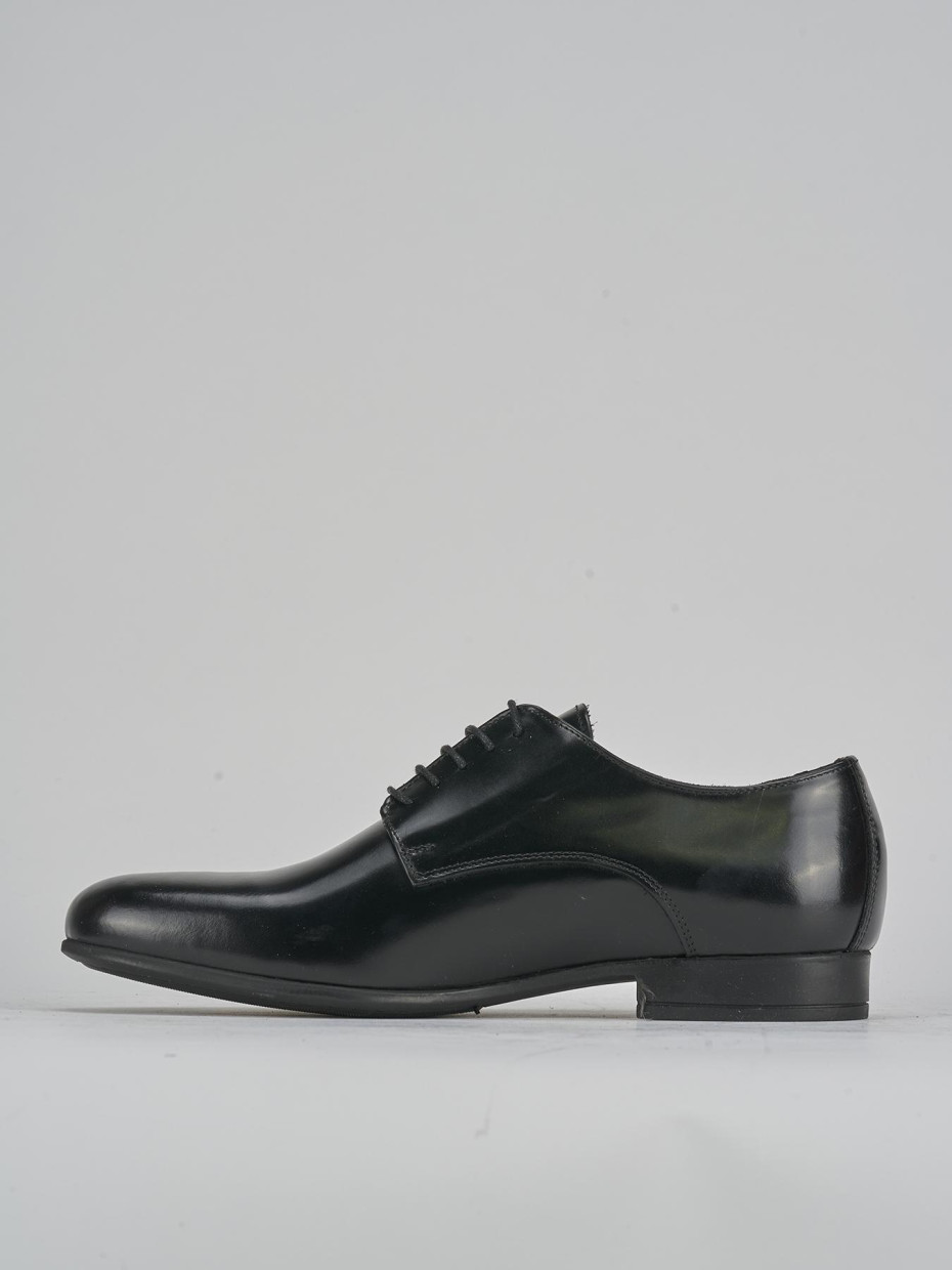 Stringate pelle nero