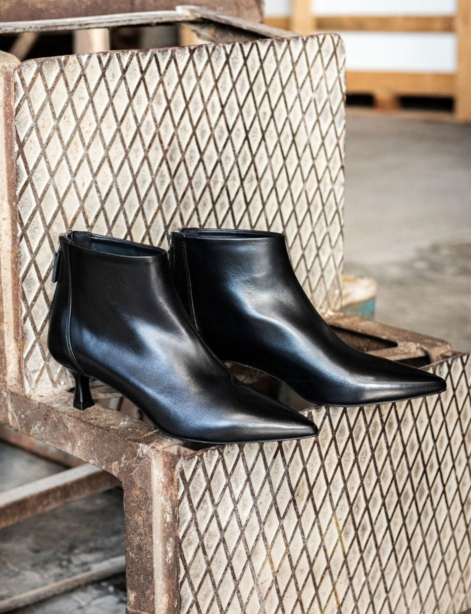 Botines de tacón alto tacón 5 cm negro cuero