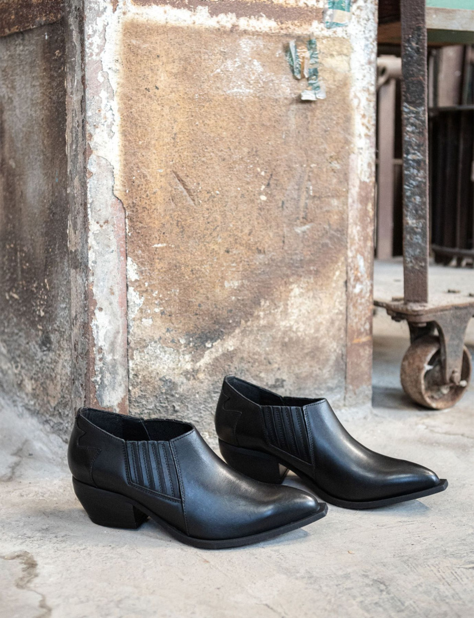 Botines de tacón alto tacón 5 cm negro cuero