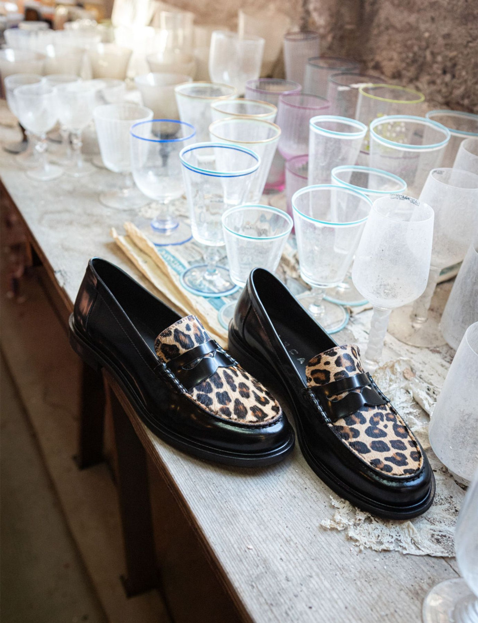 Mocasines tacón 1 cm negro cuero