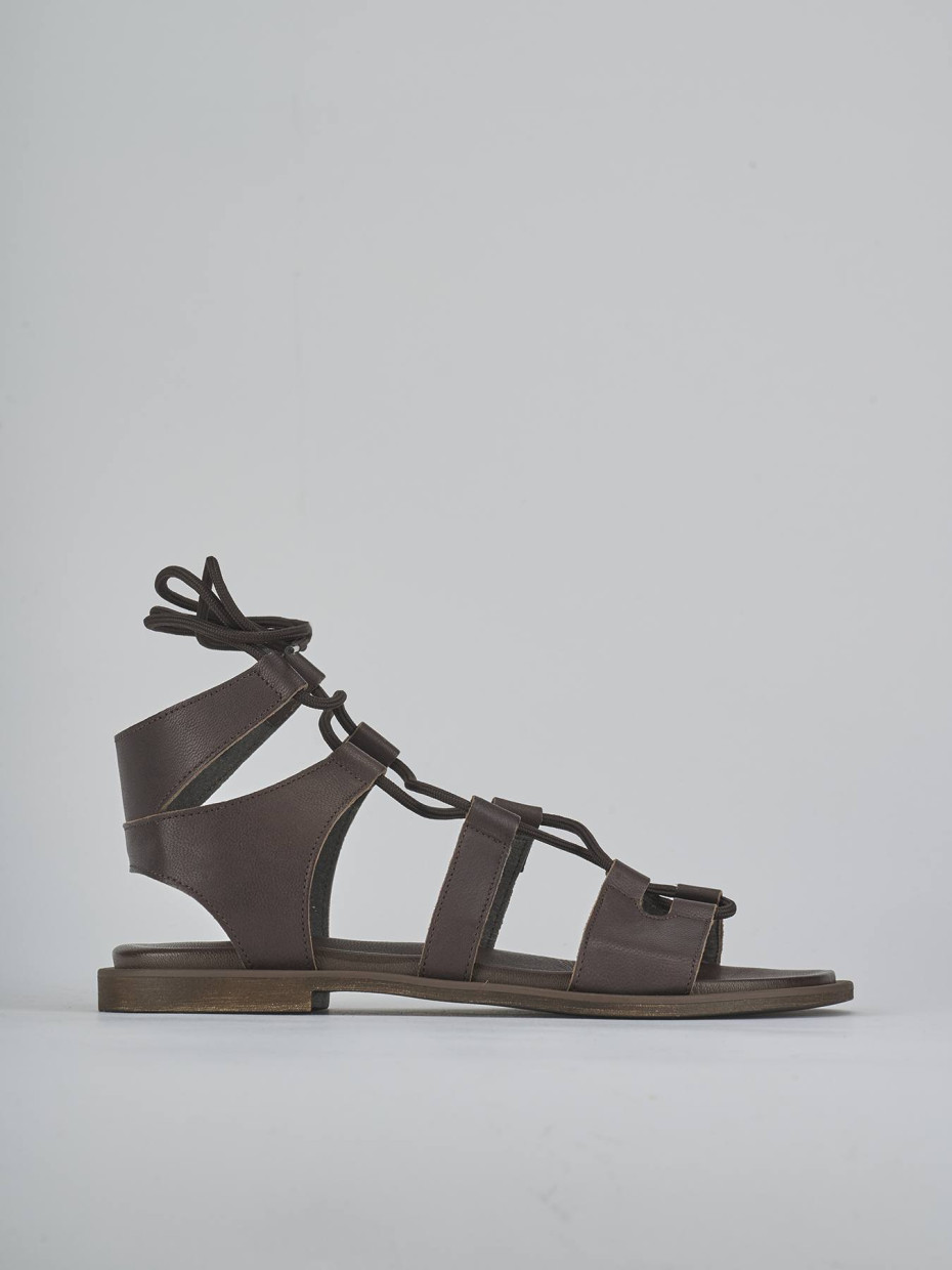 Sandalias de tacón bajo tacón 1 cm marrón oscuro cuero