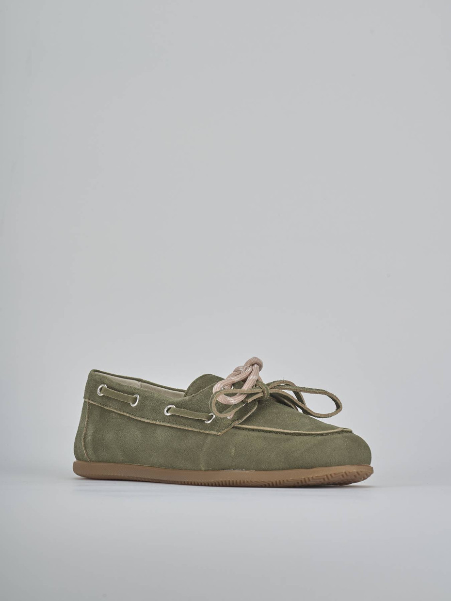 Mocasines tacón 1 cm verde nobuk