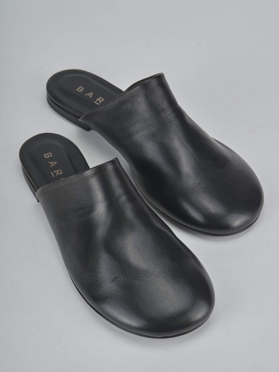 Sabot heel 1 cm black leather