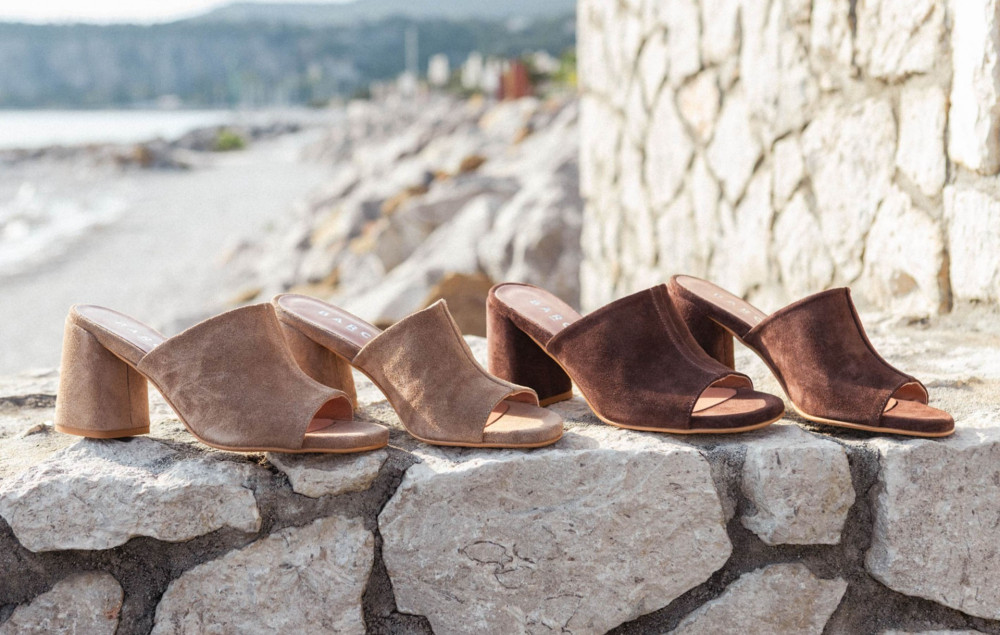 Mules tacón 7 cm marrón oscuro ante