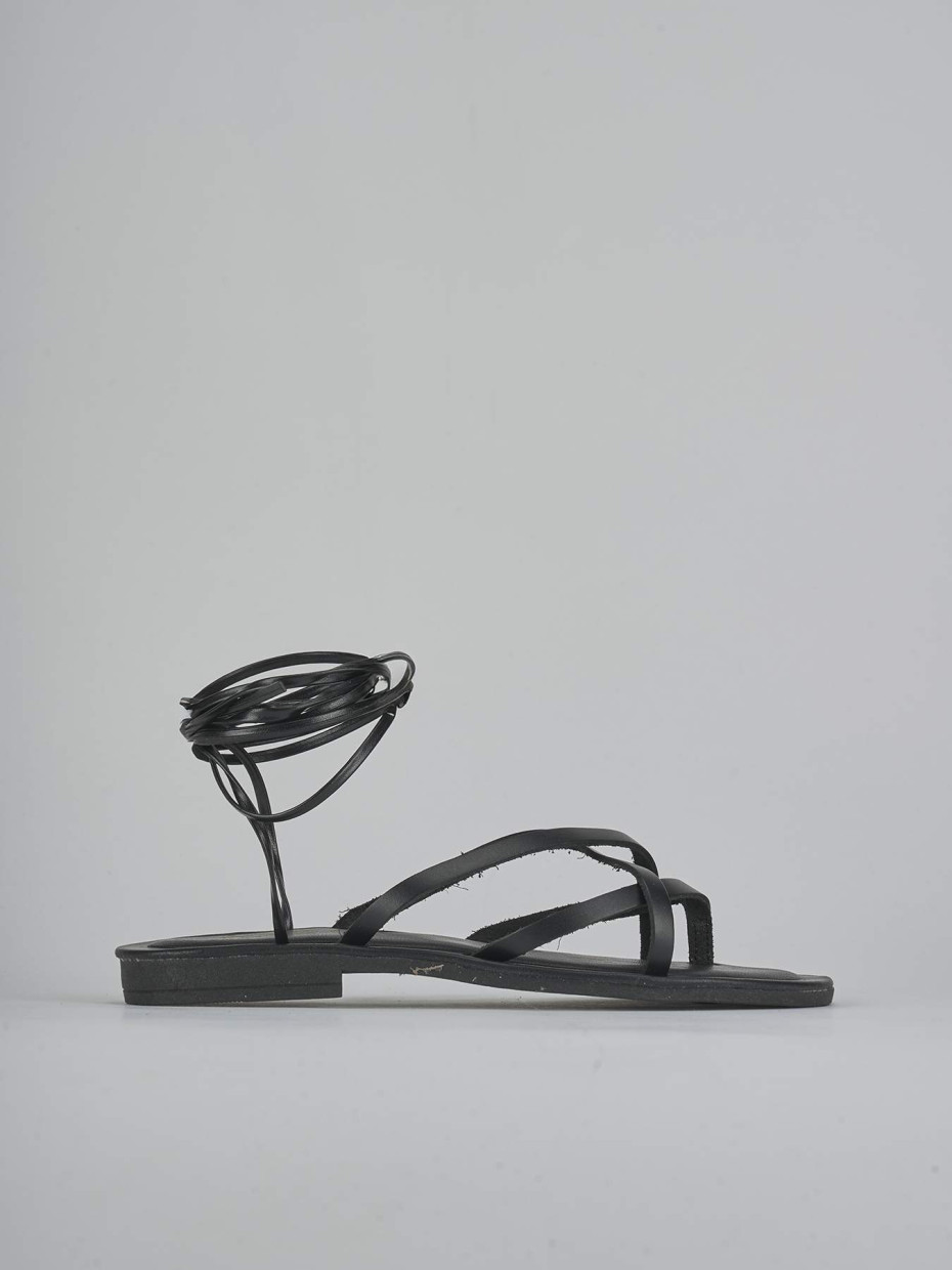 Sandalias de tacón bajo tacón 1 cm negro cuero