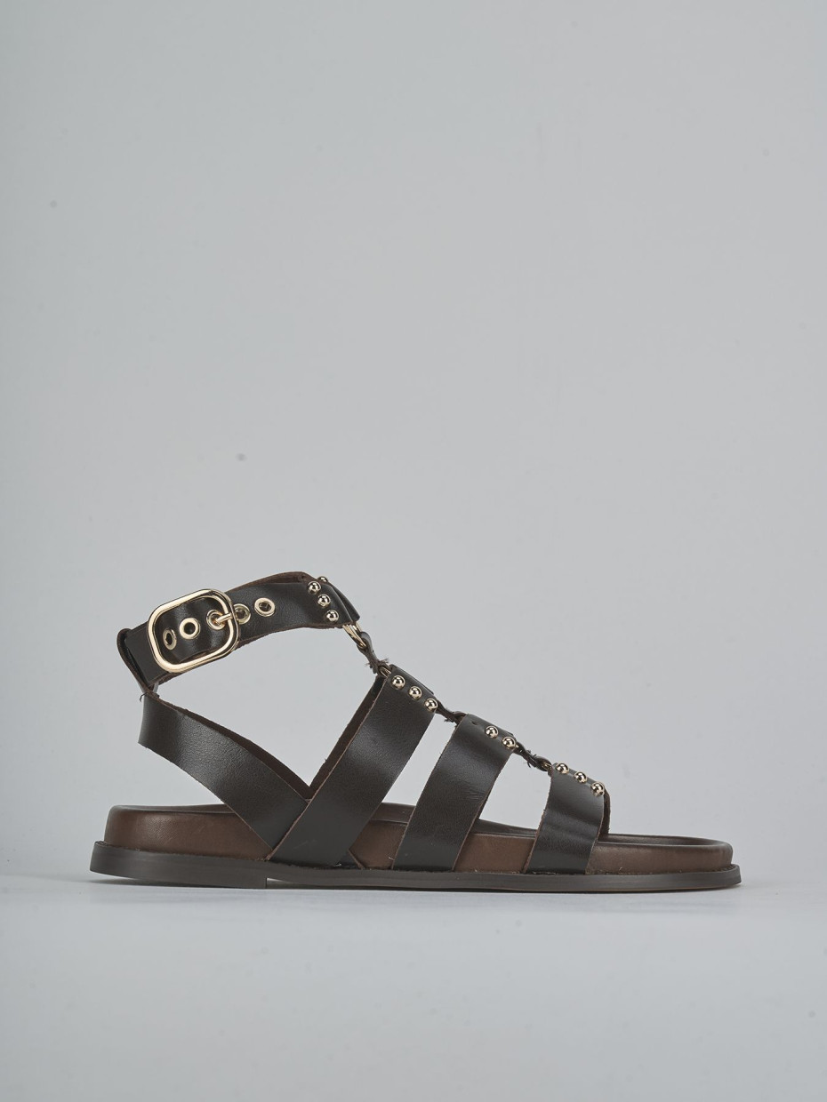 Sandalias de tacón bajo tacón 1 cm marrón oscuro cuero