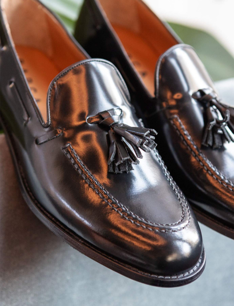 Mocasines negro cuero