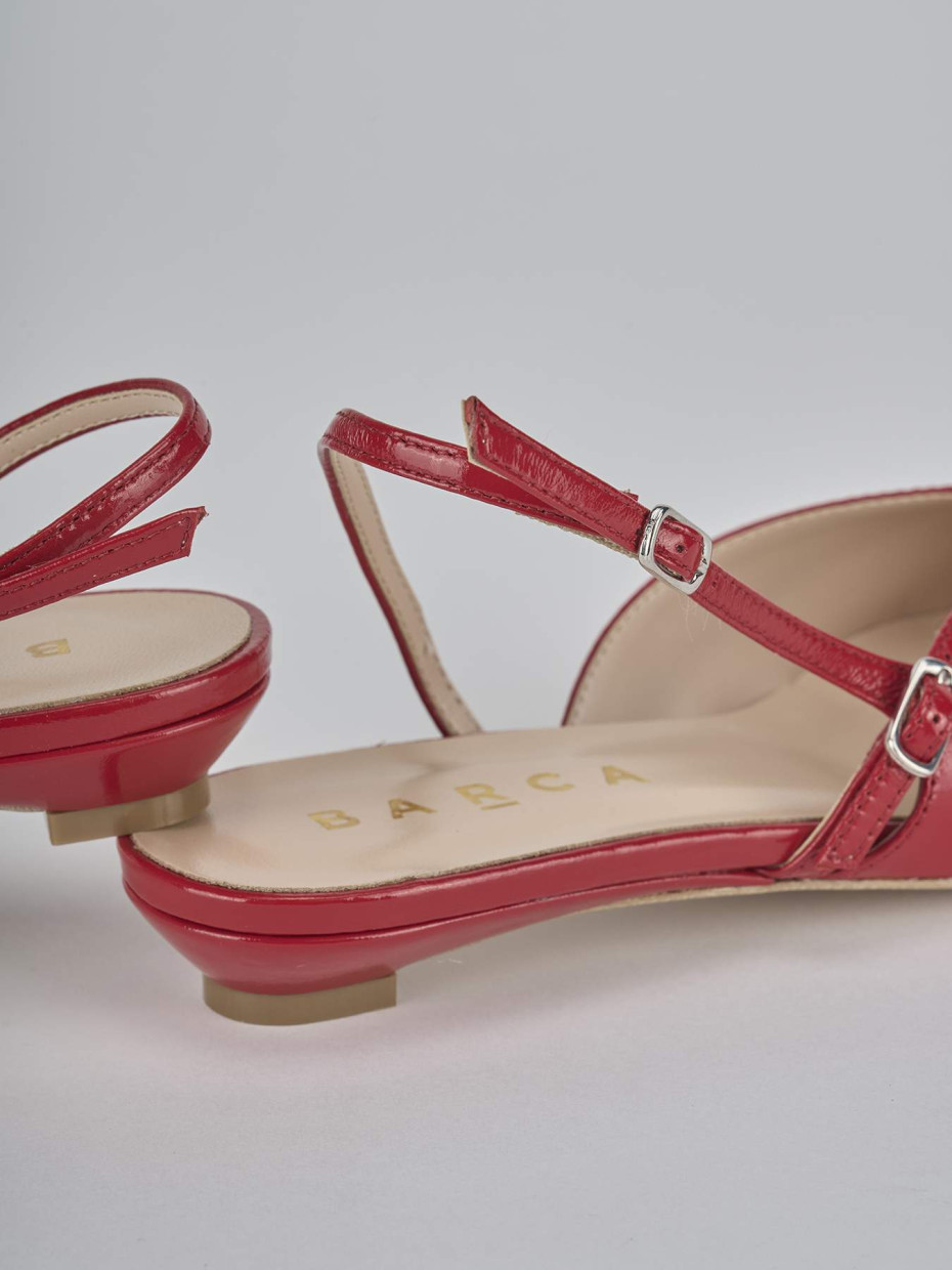 Bailarinas tacón 2 cm rojo charol