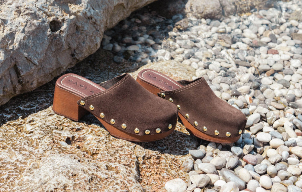 Zuecos con tacón tacón 5 cm marrón oscuro ante