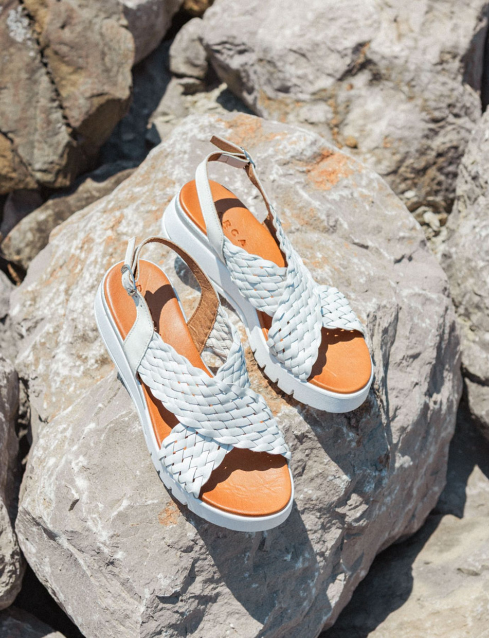 Wedge heels heel 2 cm white leather