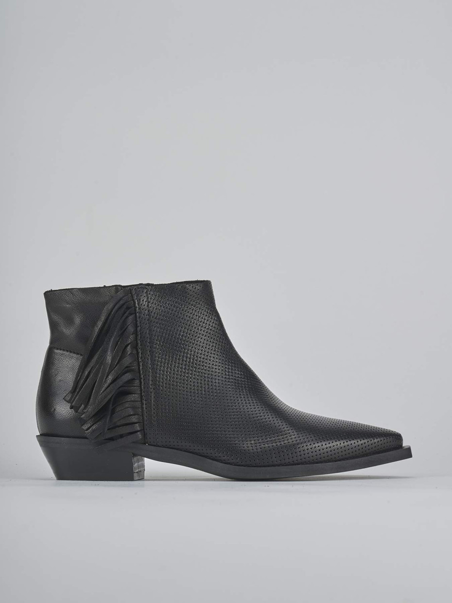Botines de tacón bajo tacón 2 cm negro cuero
