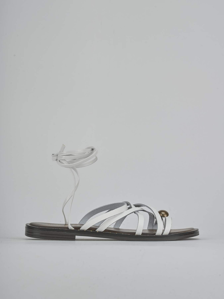 Low heel sandals heel 1 cm white leather