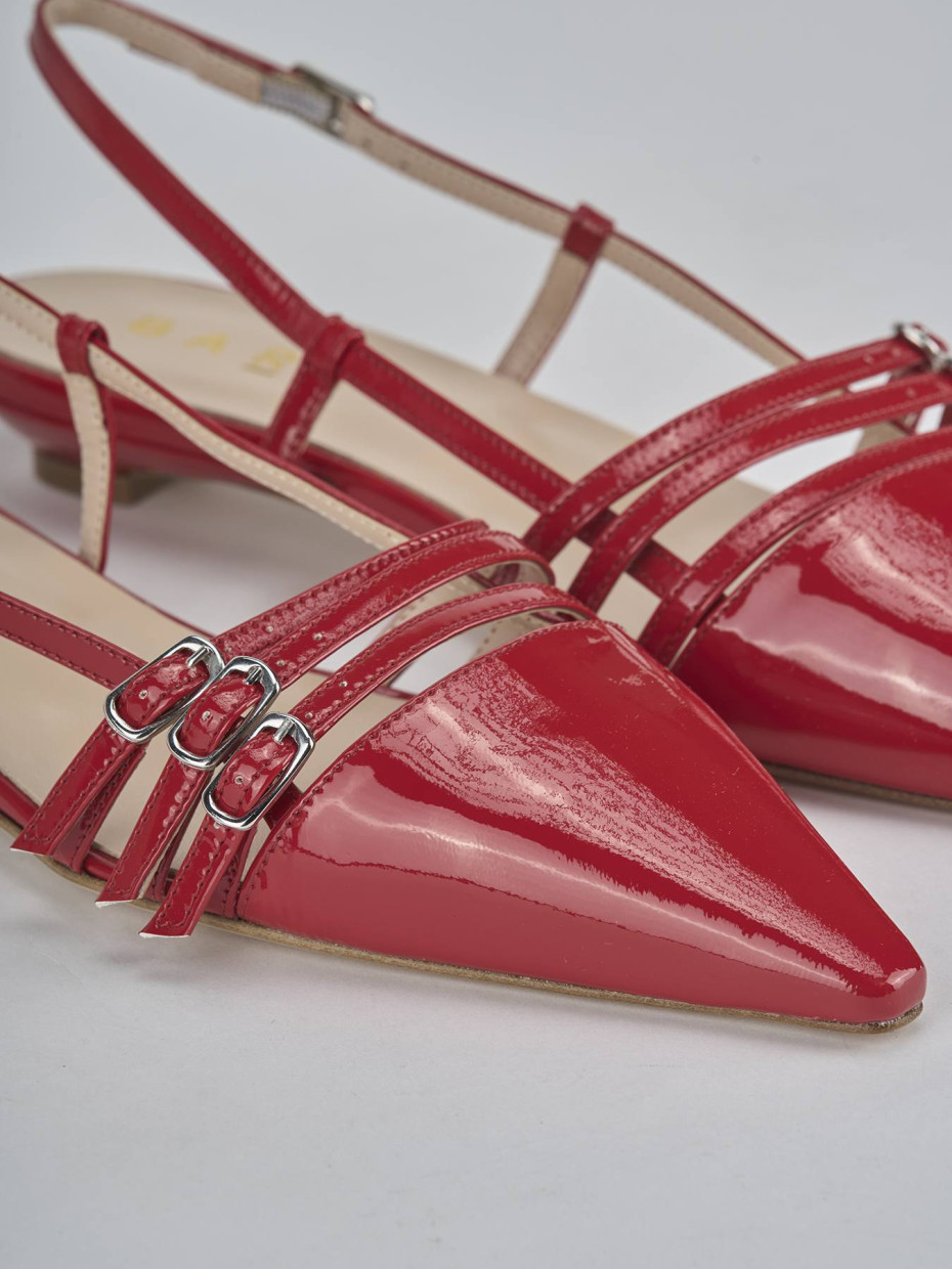 Bailarinas tacón 2 cm rojo charol