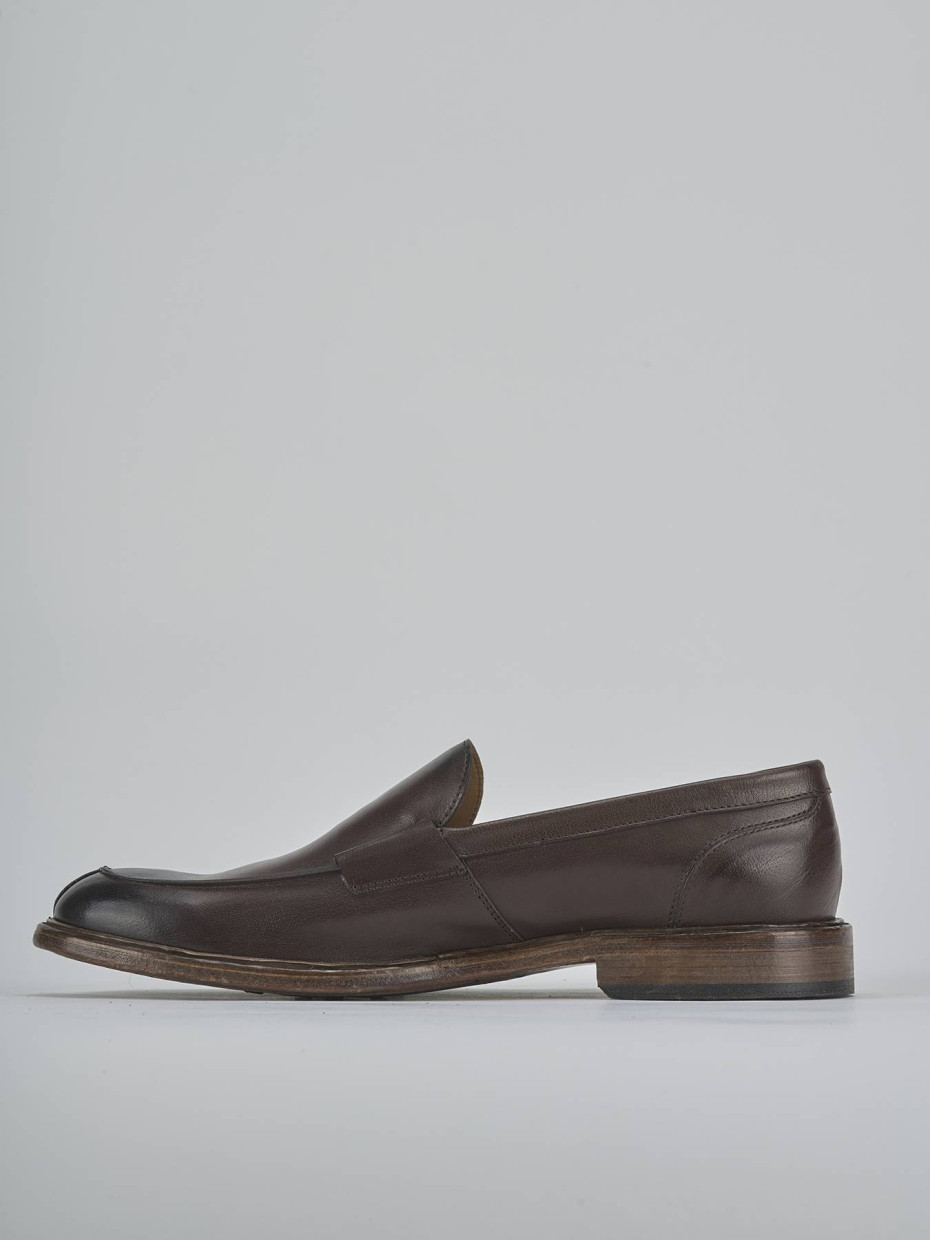 Mocasines marrón oscuro cuero
