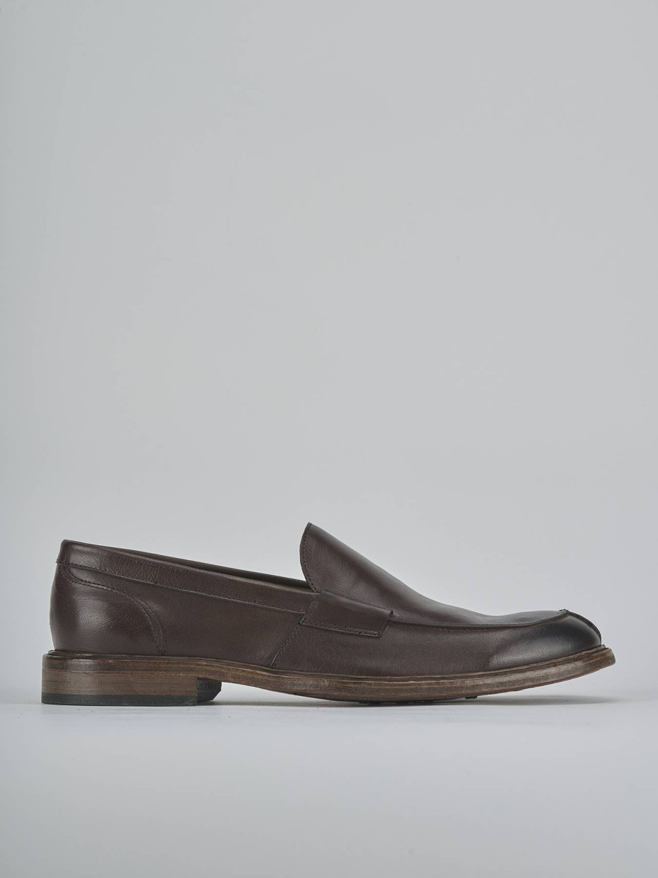 Mocasines marrón oscuro cuero