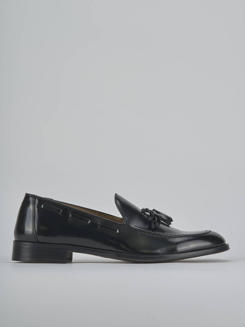Mocasines negro cuero