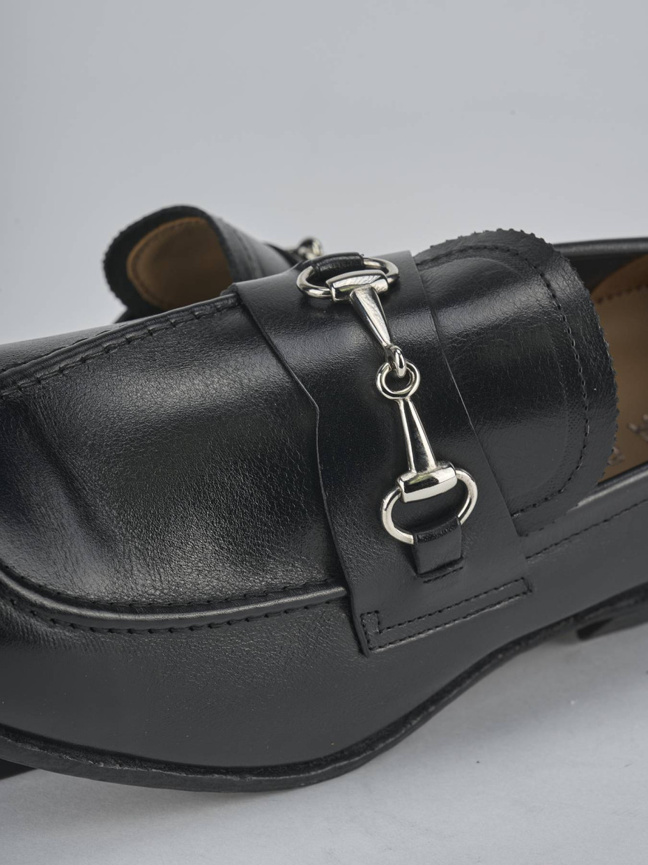 Mocasines negro cuero