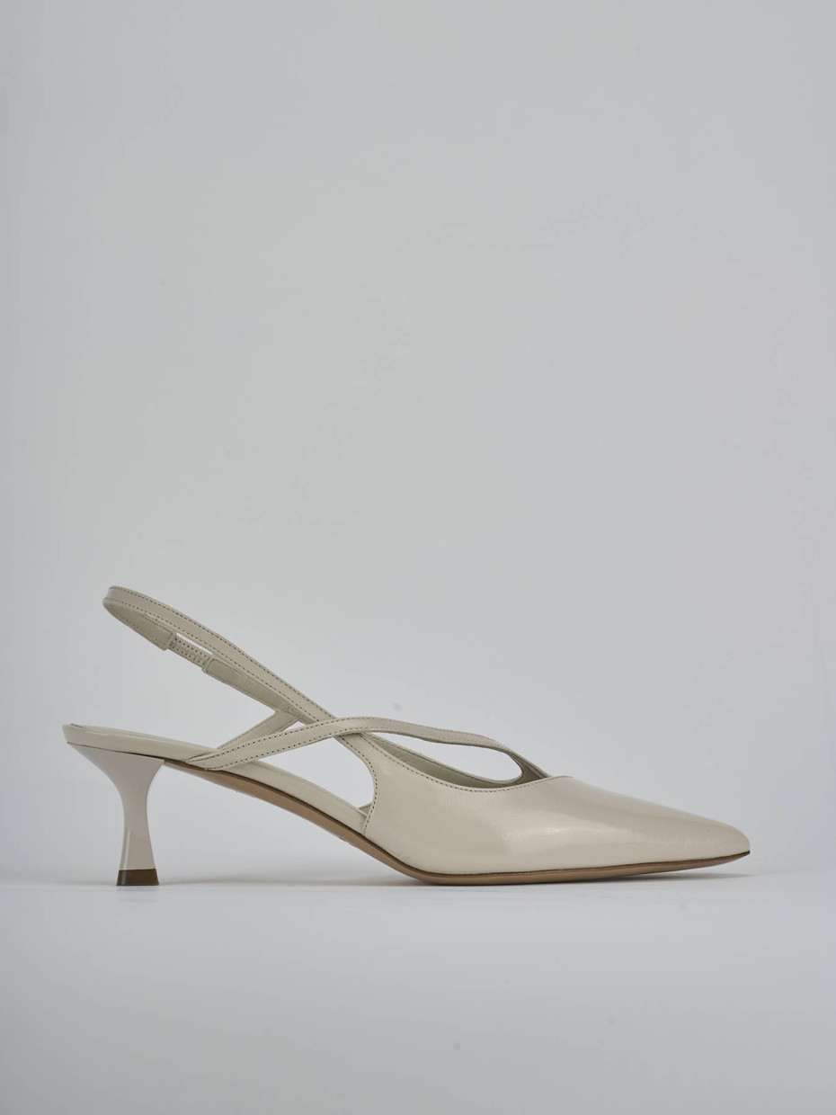 Rebajas extra tacón 5 cm beis cuero