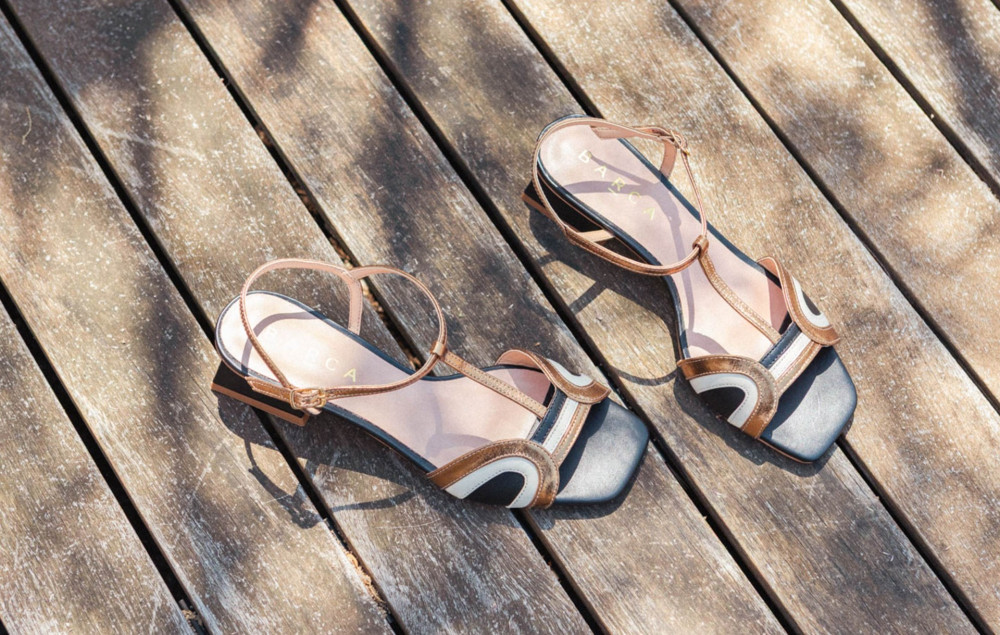 Low heel sandals heel 4 cm black laminated