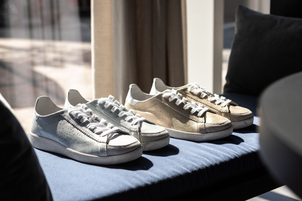 Zapatillas deportivas plata cuero