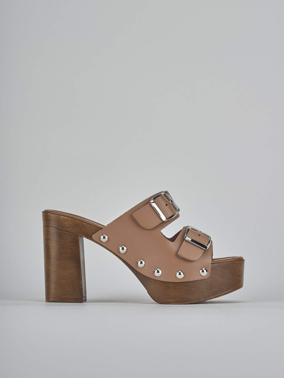 Mules tacón 10 cm beis cuero