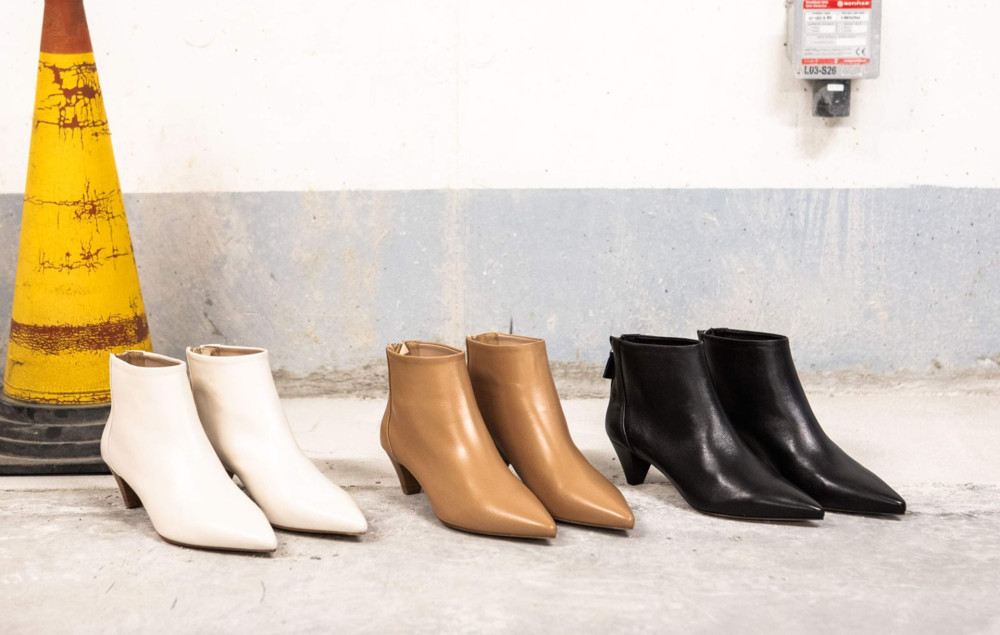 Botines de tacón alto tacón 5 cm beis cuero