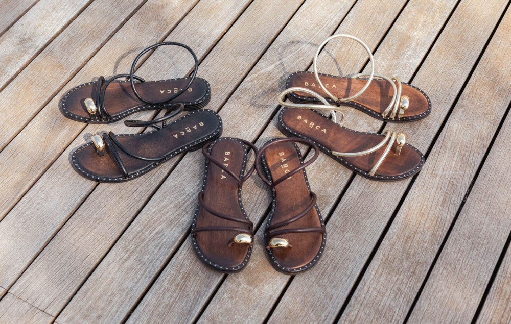 Sandalias de tacón bajo tacón 1 cm negro cuero