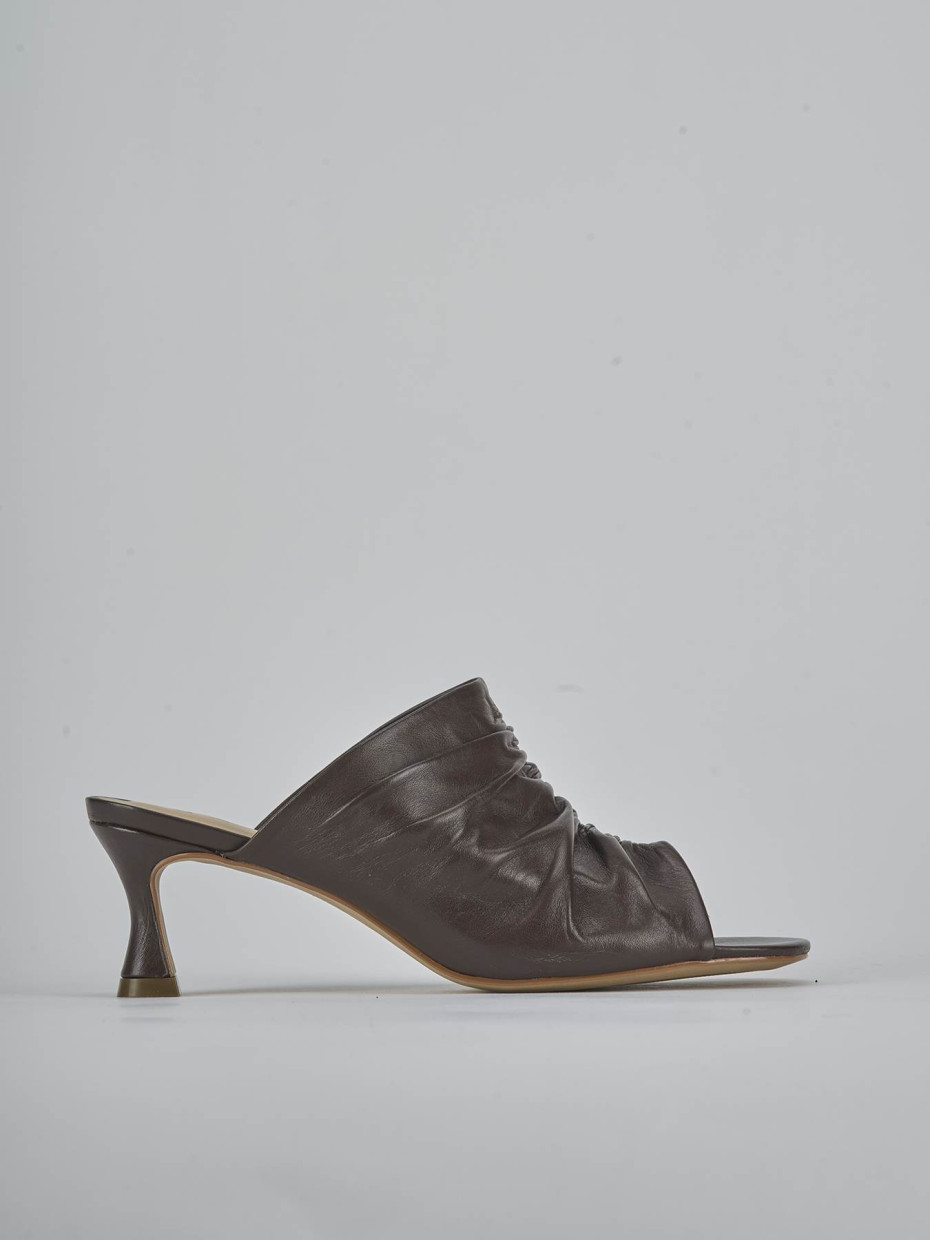 Mules tacón 6 cm marrón oscuro cuero