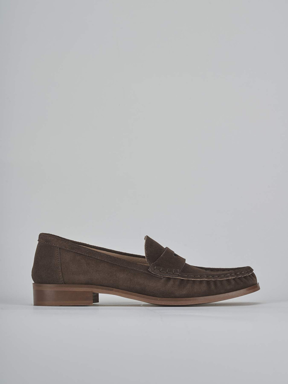 Mocasines tacón 1 cm marrón oscuro ante