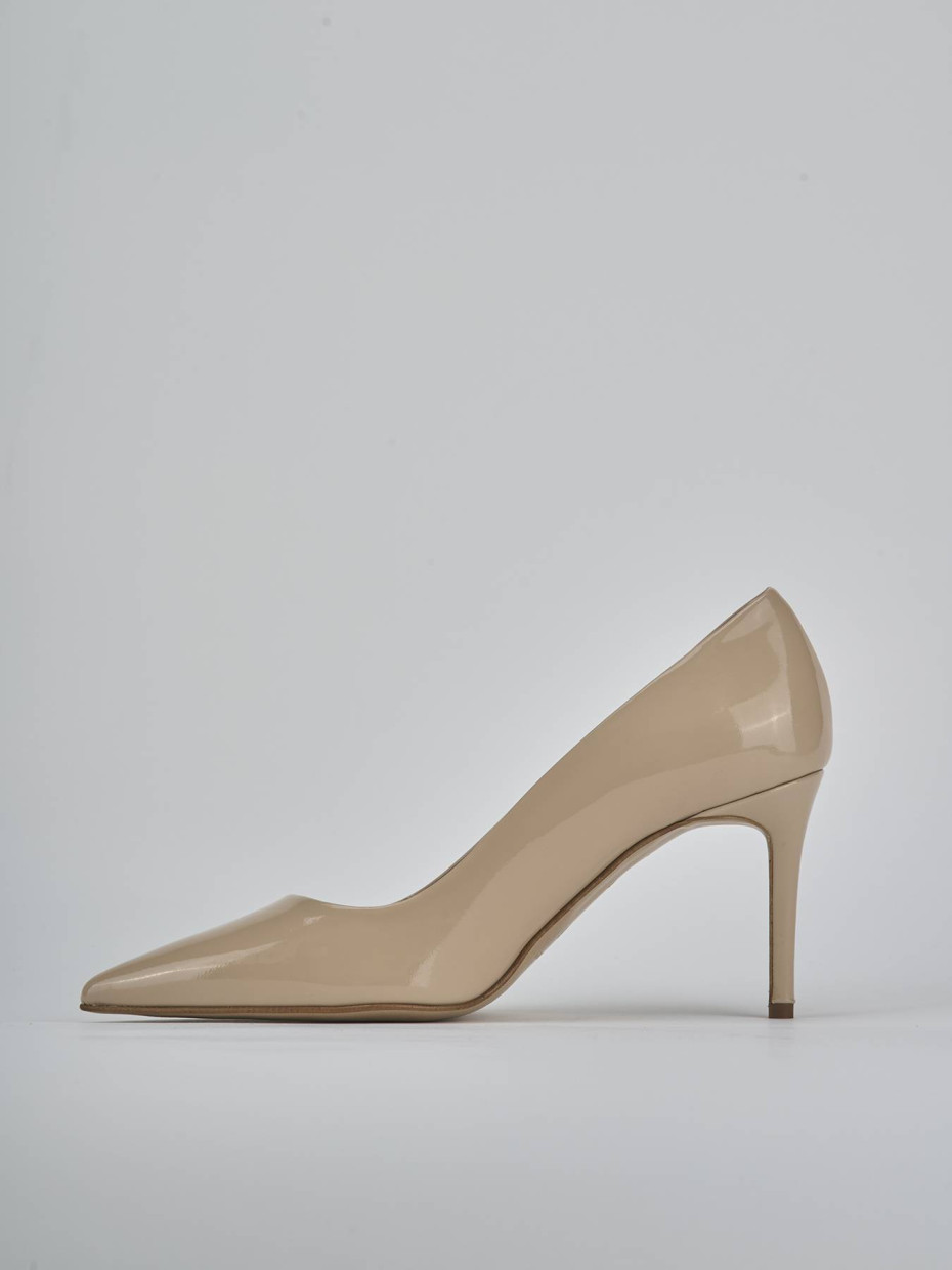 Zapatos de salón tacón 7 cm beis charol