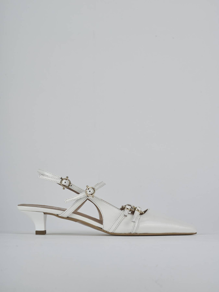 Slingback heel 3 cm white patent