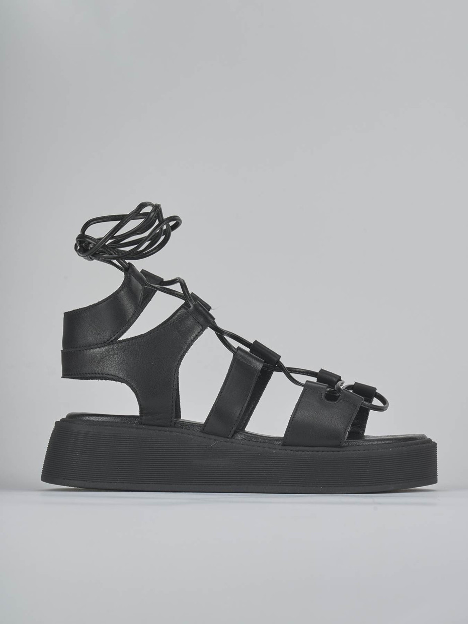Sandalias de tacón bajo tacón 1 cm negro cuero