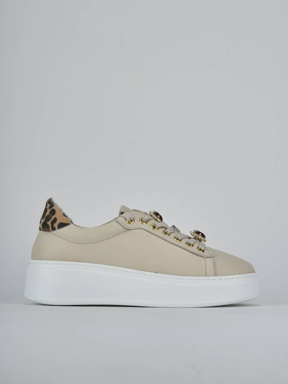 Zapatillas deportivas beis cuero