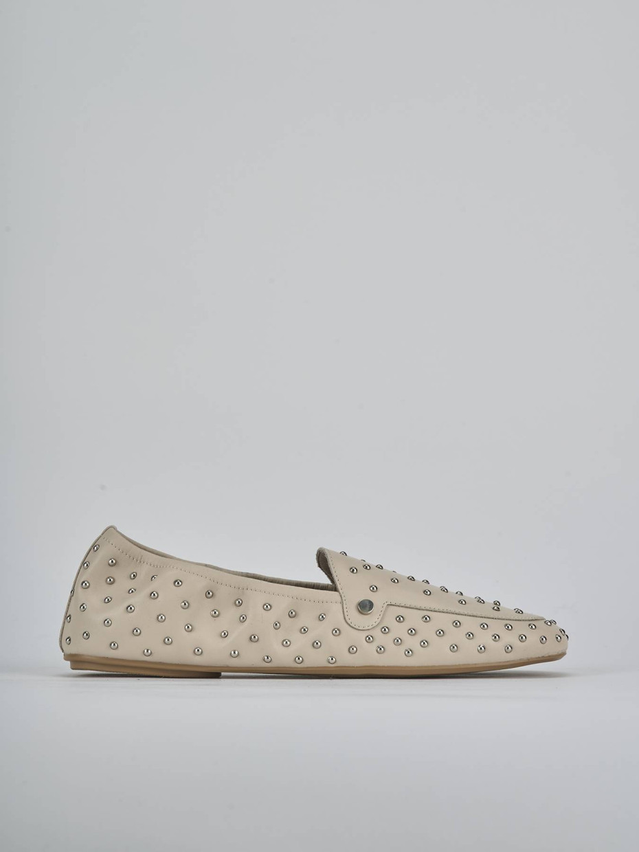 Loafers heel 1 cm beige leather